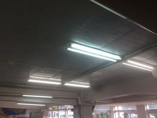 交換した役場のLED照明。