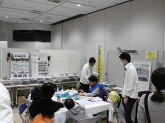 環境なんでも見本市の様子。