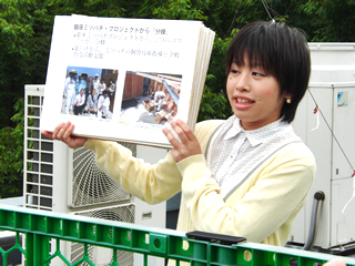 写真：江古田ミツバチプロジェクトの“看板娘”、山田寛恵さん
