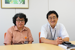 左から、NPO法人Green Works代表の牧野ふみよさん、ＮＥＣソフト株式会社CSR推進エキスパートの森元正さん。