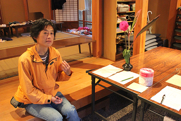 話を伺った相浦成美さん。