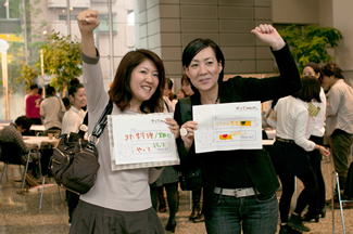 イベントを通じて感じたり考えたりした、今後やってみたいことを“やってミール”シートに宣言してもらう。（写真提供：つながってミール）
